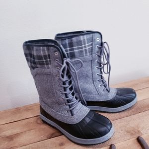 Shoe Dazzle snow boots